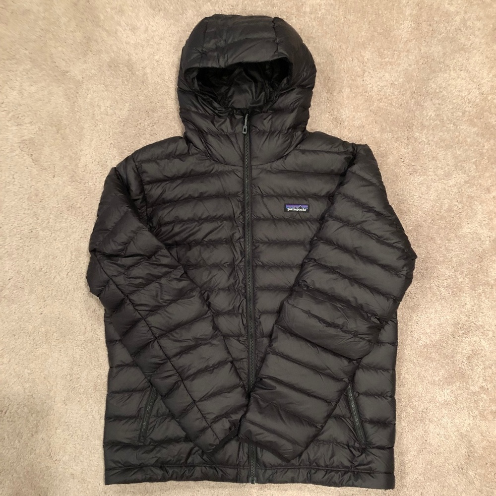 PATAGONIA DOWN SWEATER HOODY, LARGE, Sold